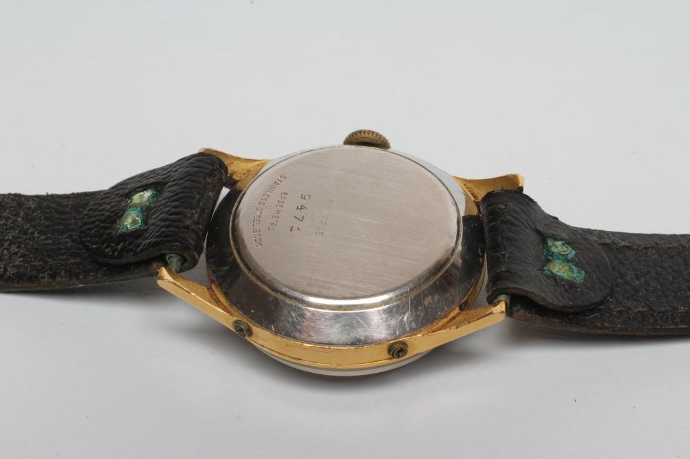 A GENTLEMAN'S BUCHERER AUTOMATIC WRISTWATCH Image