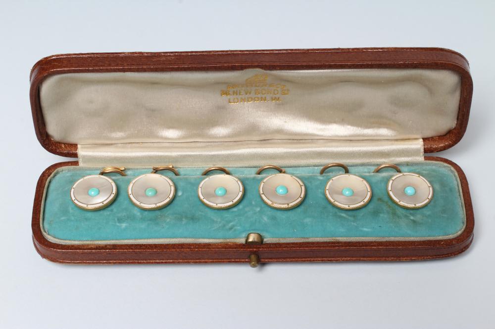 A SET OF SIX SHIRT STUDS Image