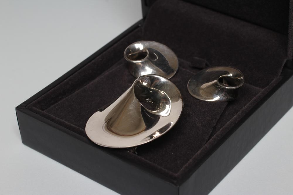 A GEORG JENSEN SILVER BROOCH and matching clip earrings Image