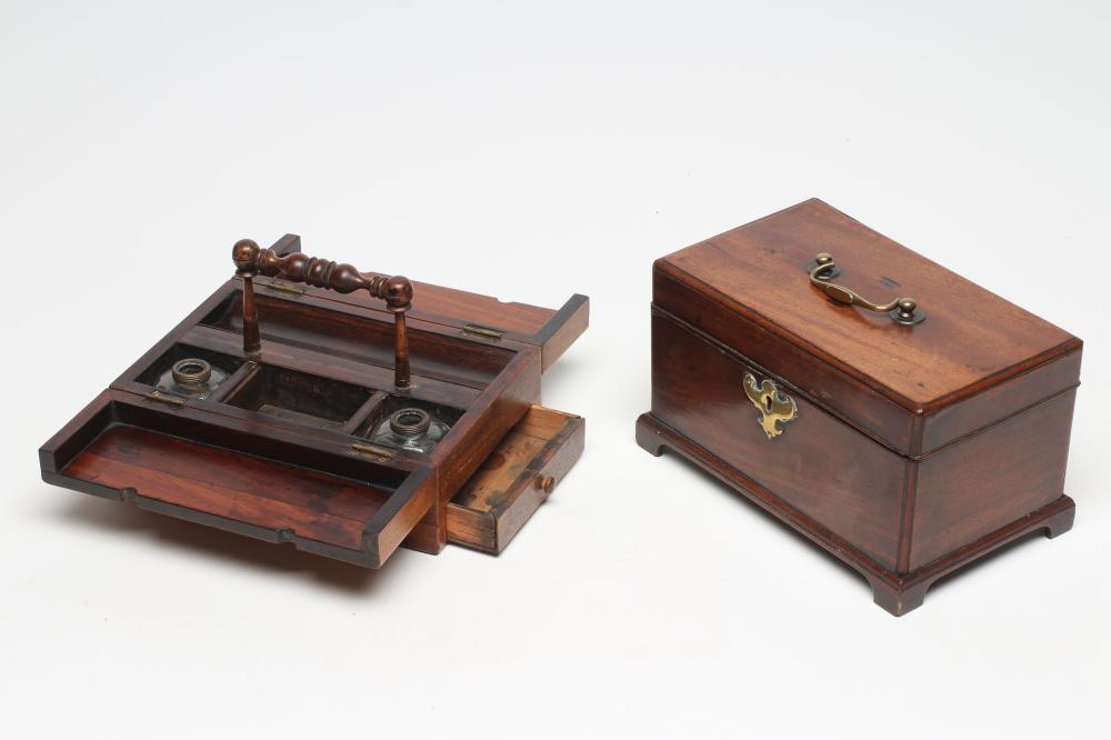 A GEORGIAN MAHOGANY TEA CHEST Image