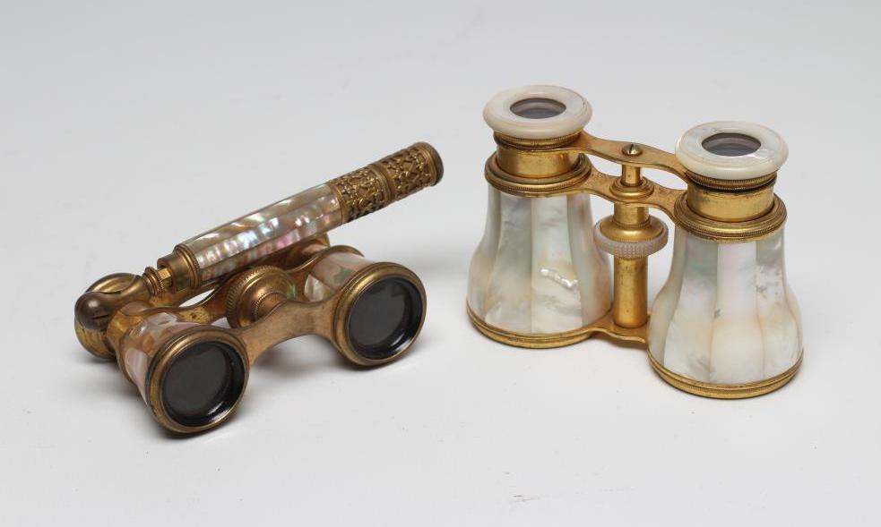 A PAIR OF FRENCH OPERA GLASSES Image