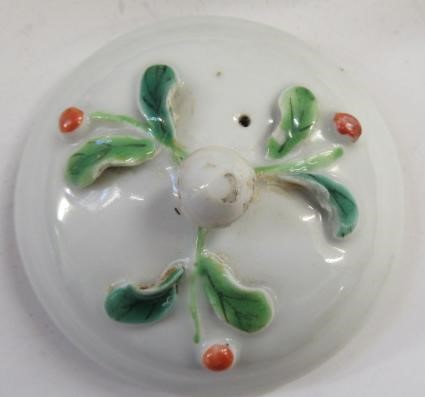 A CHINESE EXPORT PORCELAIN MUG of plain cylindrical form Image