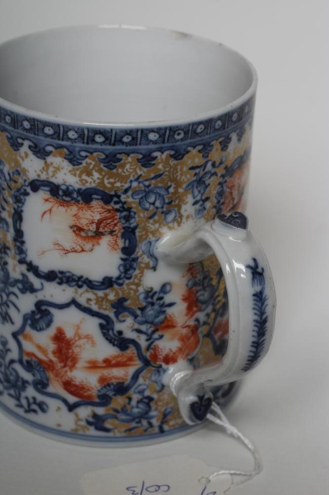 A CHINESE EXPORT PORCELAIN MUG of plain cylindrical form Image