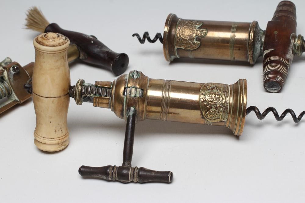 A THOMASON PATENT "NE PLUS ULTRA" CORKSCREW Image