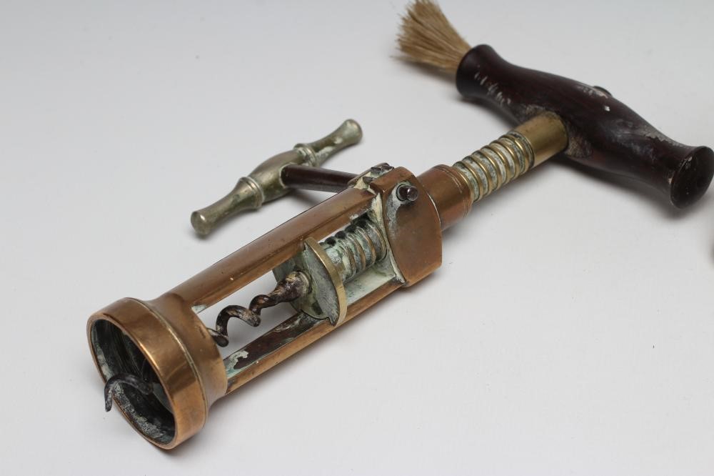 A THOMASON PATENT "NE PLUS ULTRA" CORKSCREW Image