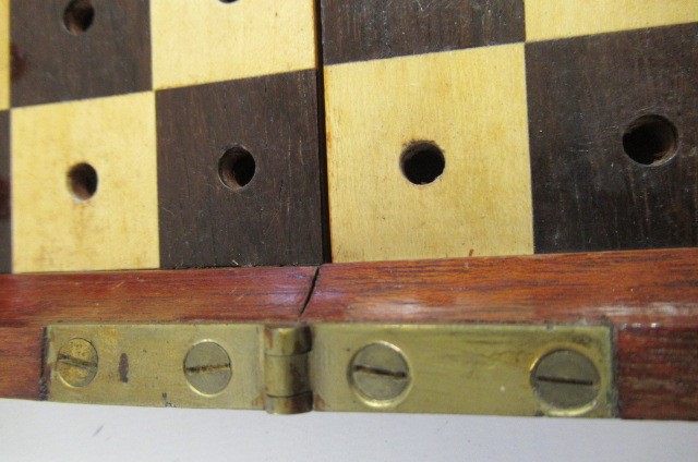 A JAQUES "IN STATU QUO" PATENT IVORY CHESS SET similar to the previous lot in ivory  (Est. plus 21% Image