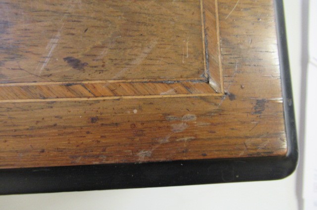 A VICTORIAN SWISS MUSICAL BOX Image