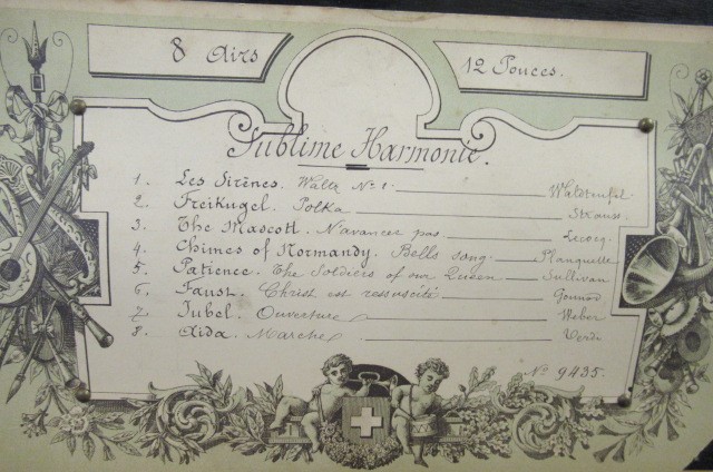 A VICTORIAN SWISS MUSICAL BOX Image