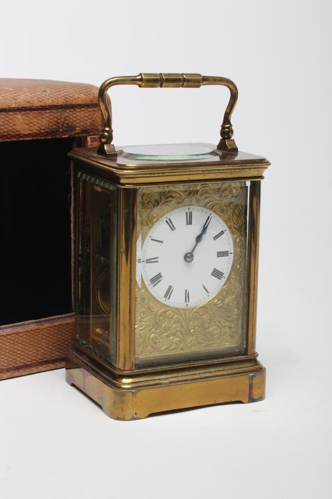 A BRASS CASED CARRIAGE CLOCK Image