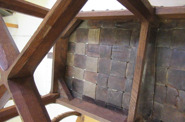 AN ARTS AND CRAFTS OAK BENCH Image