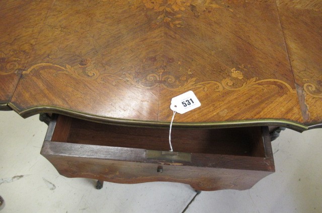 A FRENCH KINGWOOD AND MARQUETRY LOUIS XVI STYLE TABLE Image