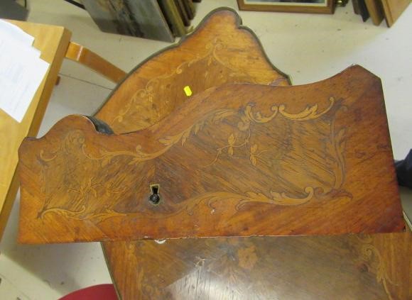 A FRENCH KINGWOOD AND MARQUETRY LOUIS XVI STYLE TABLE Image