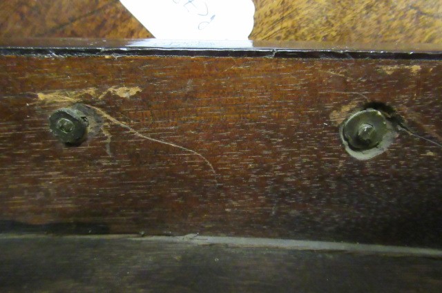 A GEORGIAN MAHOGANY FOLDING TEA TABLE Image