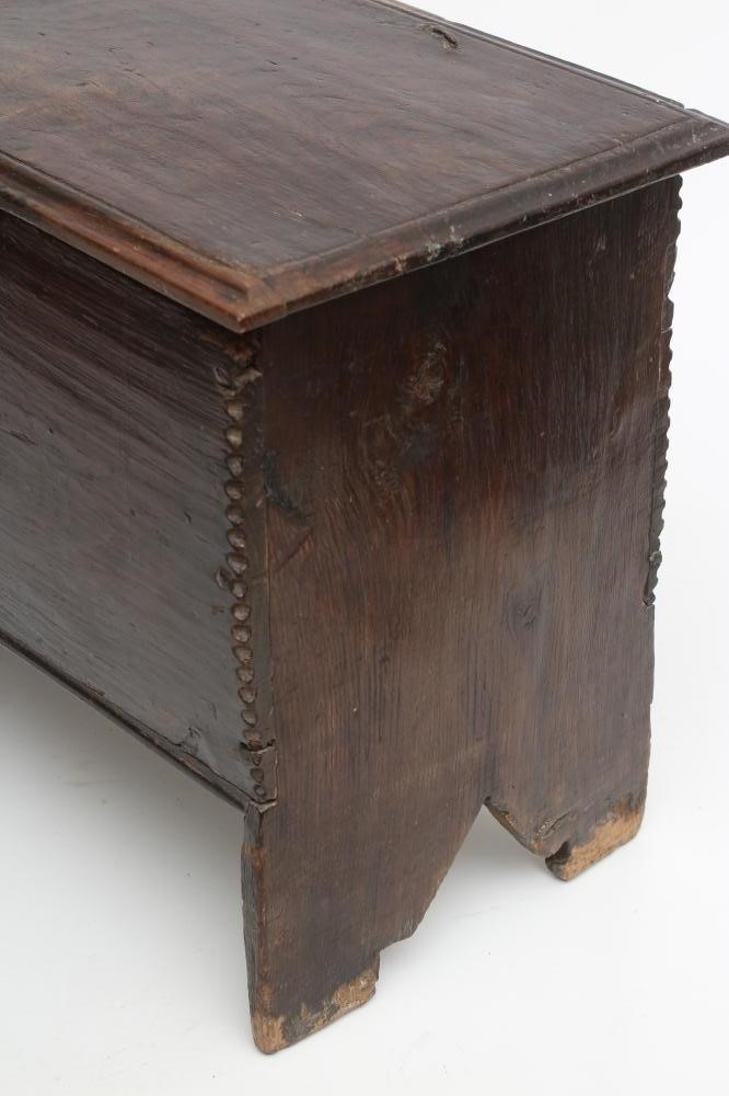 A SMALL OAK SIX PLANK CHEST Image