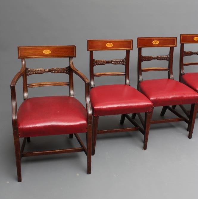 A SET OF SIX GEORGIAN MAHOGANY DINING CHAIRS Image