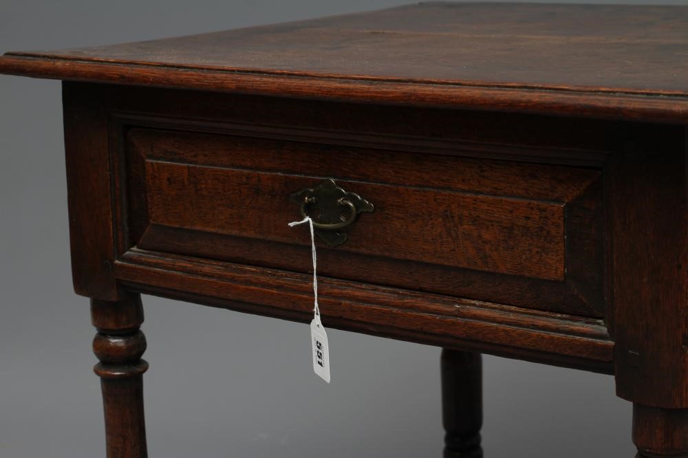 A SMALL JOINED OAK SIDE TABLE Image