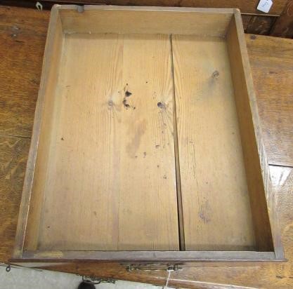 A GEORGIAN OAK ENCLOSED DRESSER Image