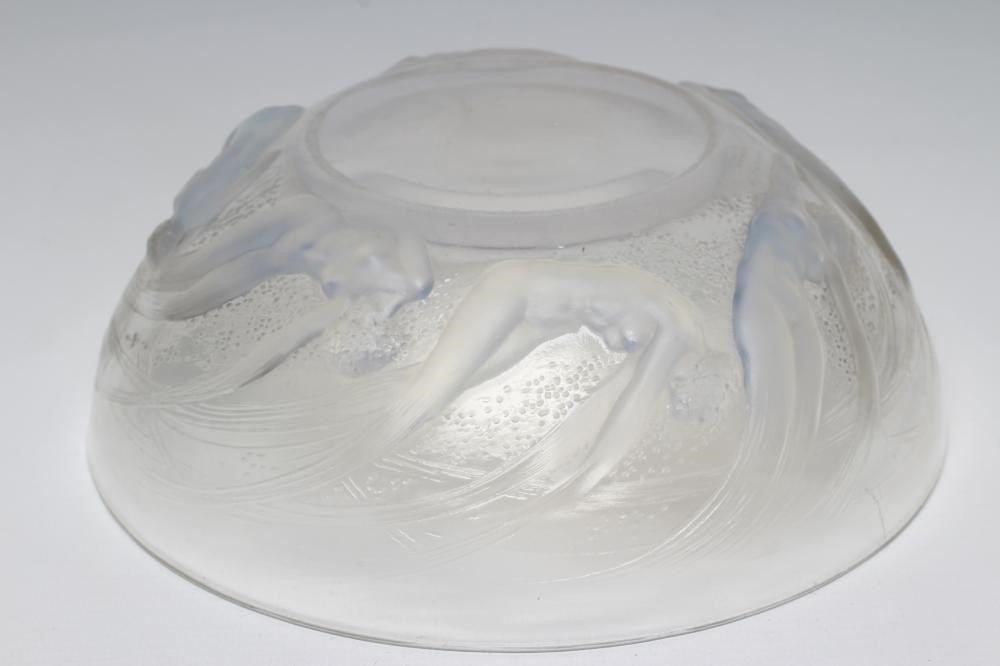 A LALIQUE GLASS PALE BLUE OPALESCENT ONDINES BOWL Image