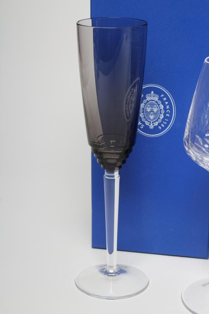 A COLLECTION OF ST. LOUIS GLASS TABLEWARE including a matching tumbler and red wine Image