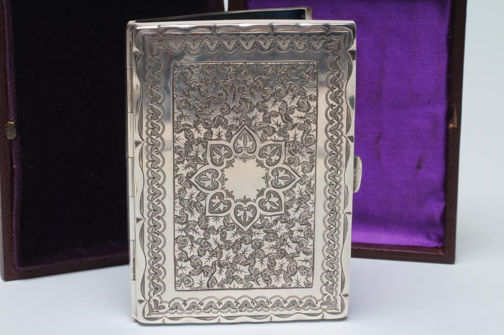 A VICTORIAN SILVER AIDE MEMOIRE Image