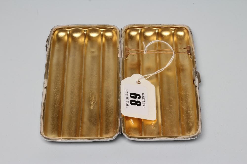 A LATE VICTORIAN SILVER QUADRUPLE CIGAR CASE Image