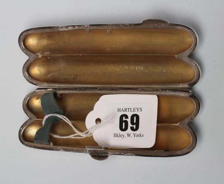 A LATE VICTORIAN SILVER DOUBLE CIGAR CASE Image