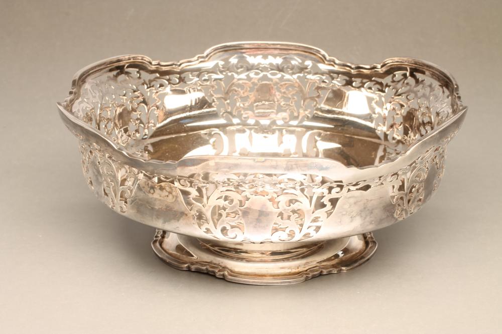 A SILVER FRUIT BOWL Image