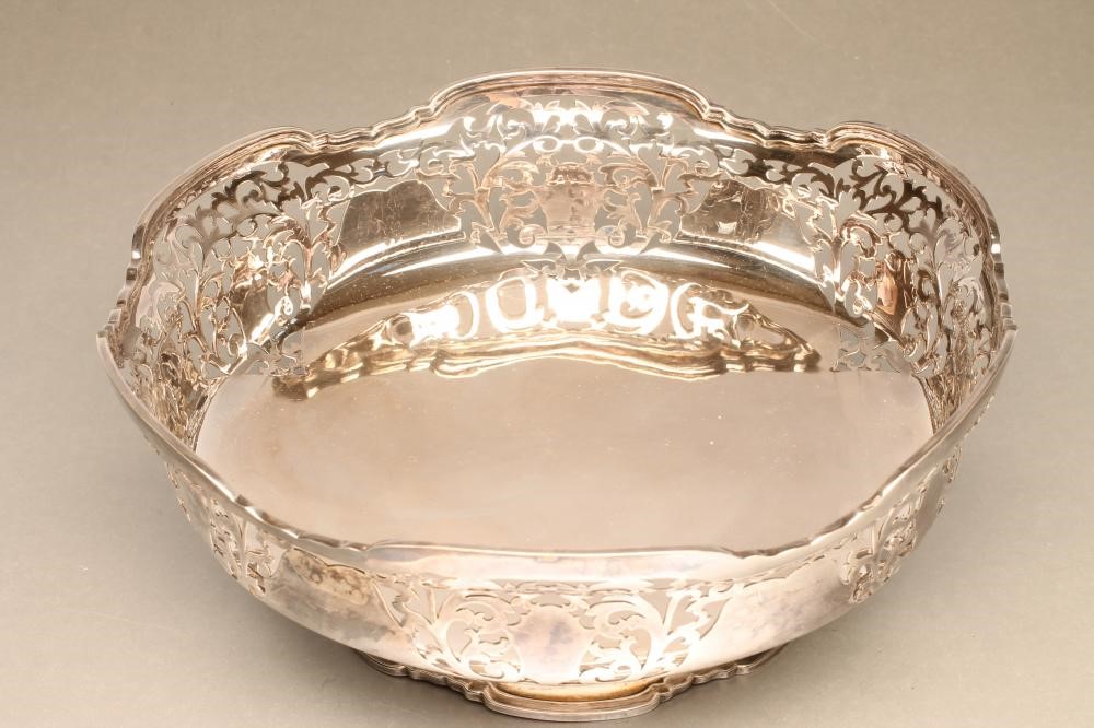 A SILVER FRUIT BOWL Image