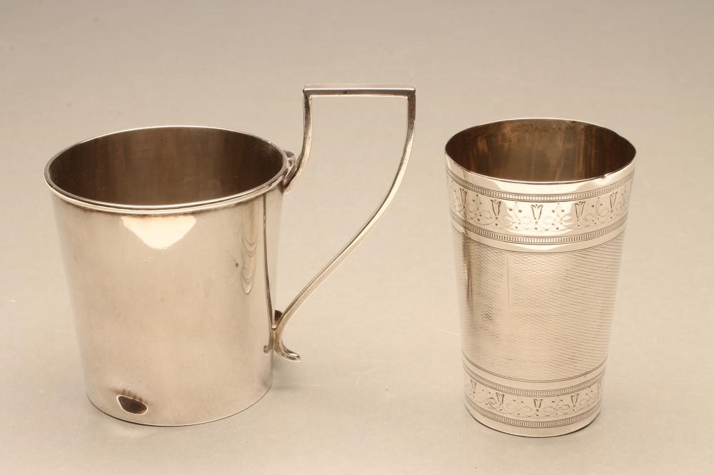 A VICTORIAN SILVER BEAKER Image