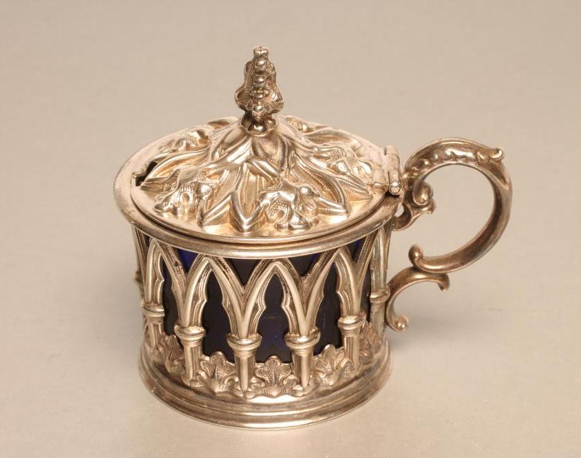 AN EARLY VICTORIAN SILVER GOTHIC DRUM MUSTARD Image