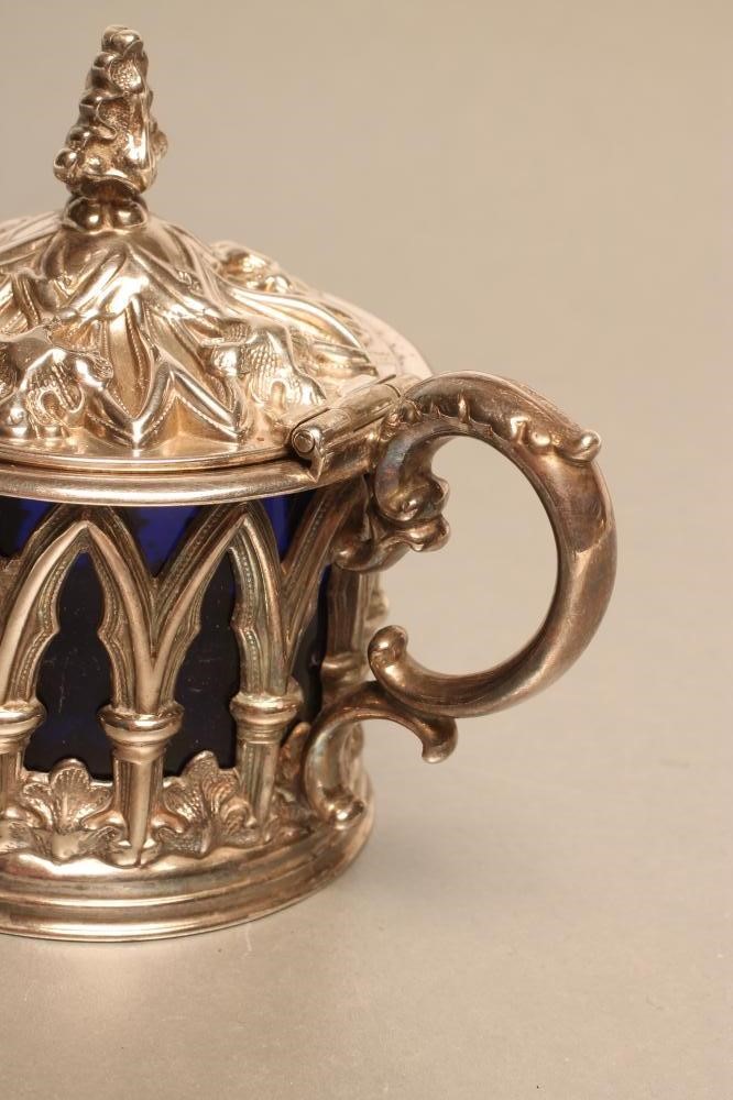 AN EARLY VICTORIAN SILVER GOTHIC DRUM MUSTARD Image