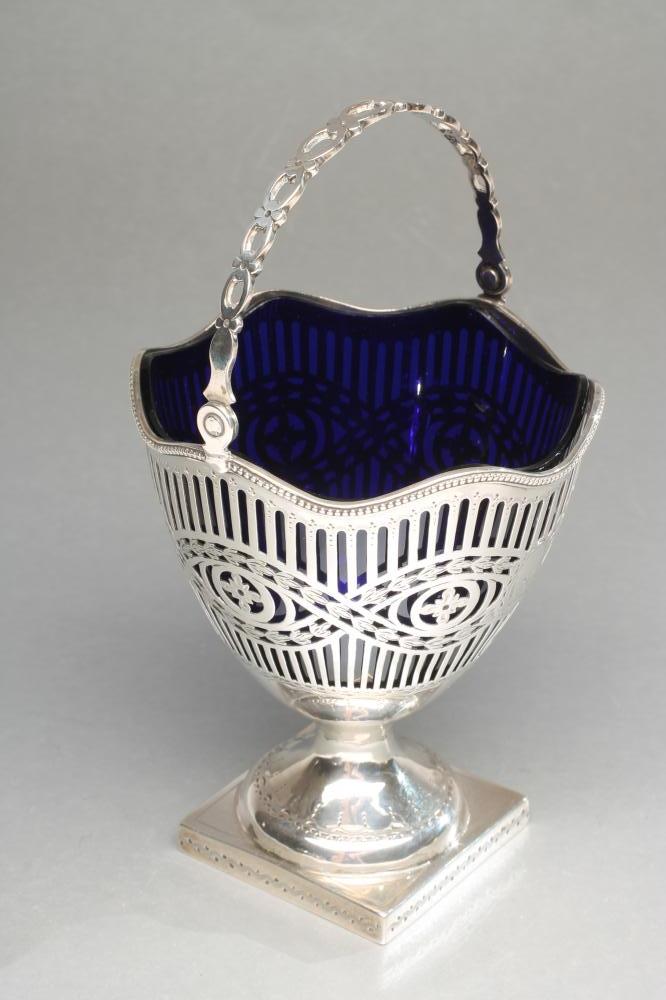 A GEORGE IV SILVER SUGAR BASKET Image