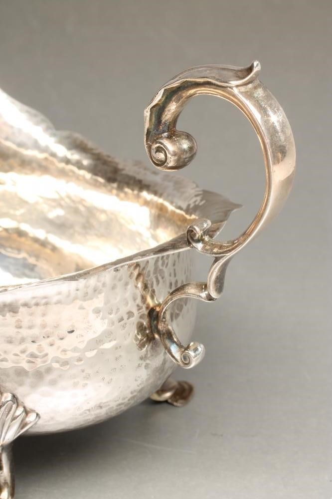 AN ARTS AND CRAFTS SILVER SAUCE BOAT Image