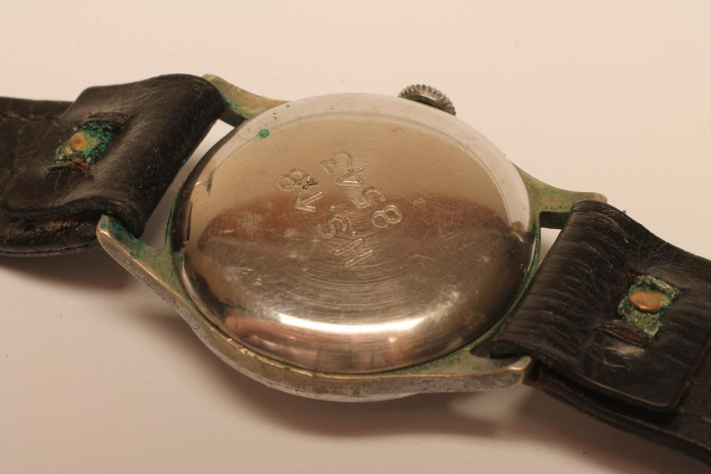 A MILITARY ISSUE OMEGA WRISTWATCH Image