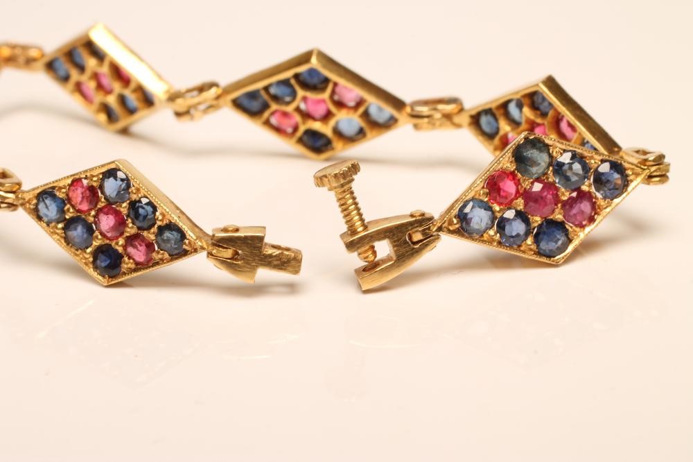 A CONTINENTAL BRACELET Image