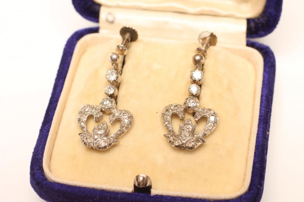 A PAIR OF LATE VICTORIAN DIAMOND DROP EARRINGS Image