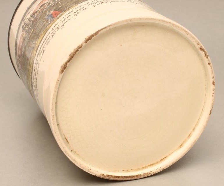 A CREAMWARE MUG Image