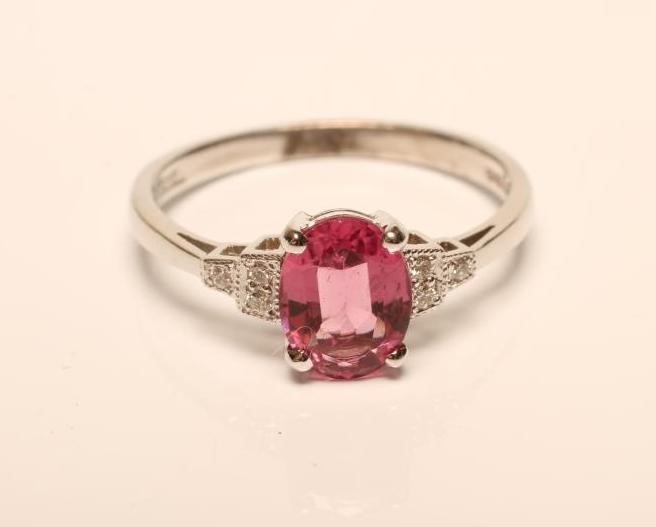 AN ART DECO STYLE PINK TOURMALINE AND DIAMOND RING Image