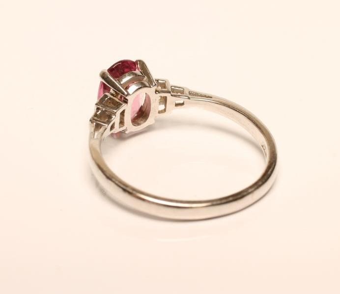 AN ART DECO STYLE PINK TOURMALINE AND DIAMOND RING Image