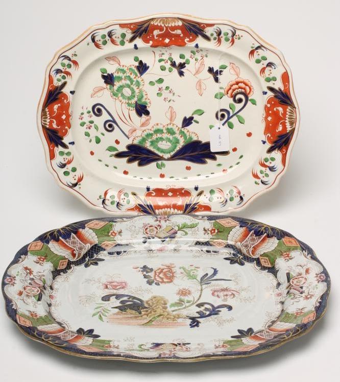 AN EARLY VICTORIAN DAVENPORT STONE CHINA MEAT PLATE of shaped oblong form Image
