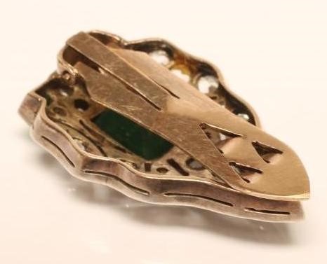 AN ART DECO DRESS CLIP Image