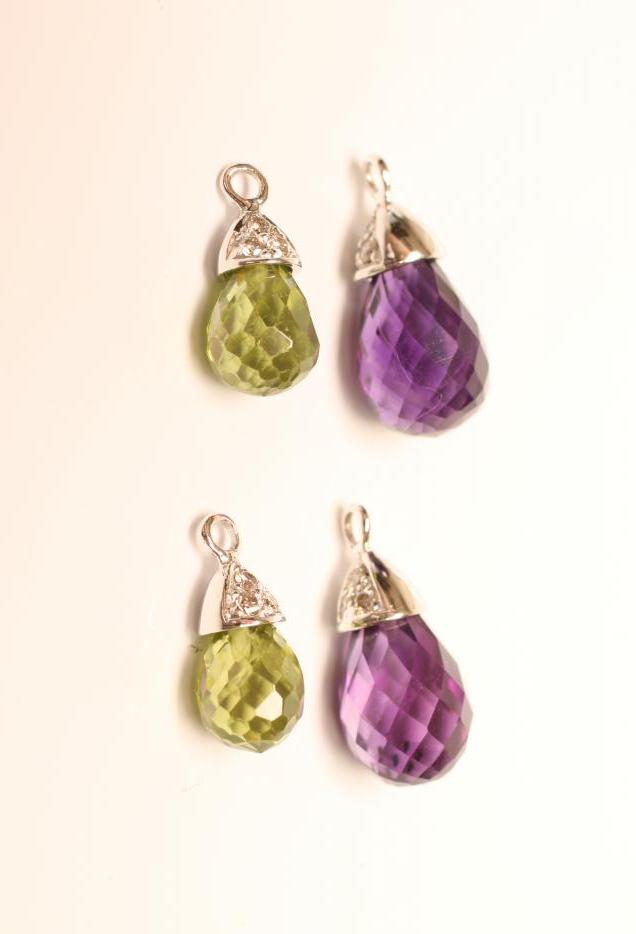 TWO PAIRS OF UNMOUNTED BRIOLETTES Image