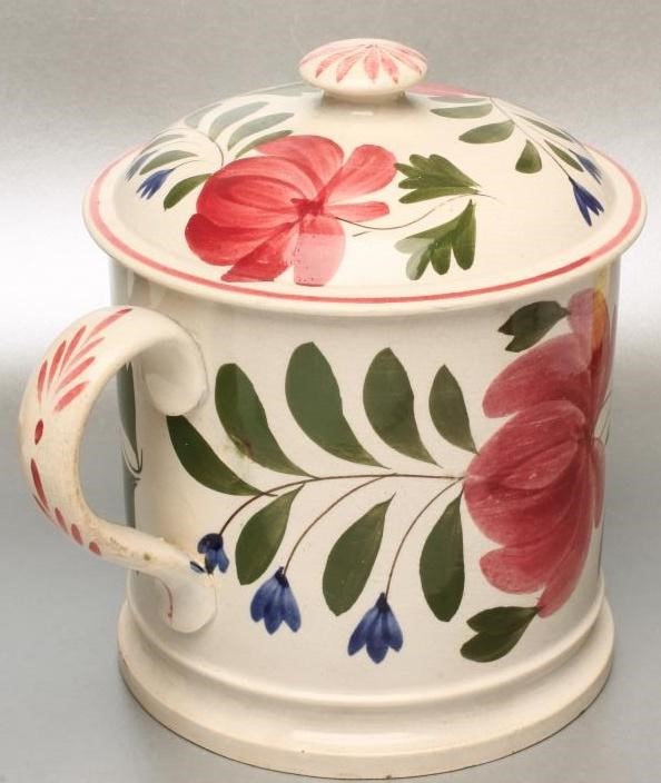 A LARGE PEARLWARE MUG AND COVER Image