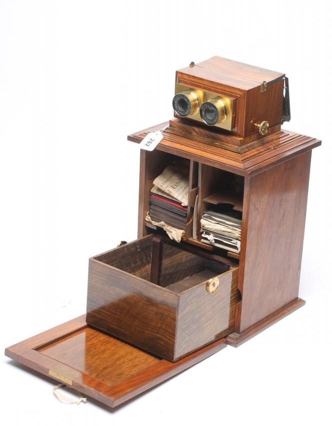 AN ACHROMATIC STEREOSCOPE by R & J Beck Image