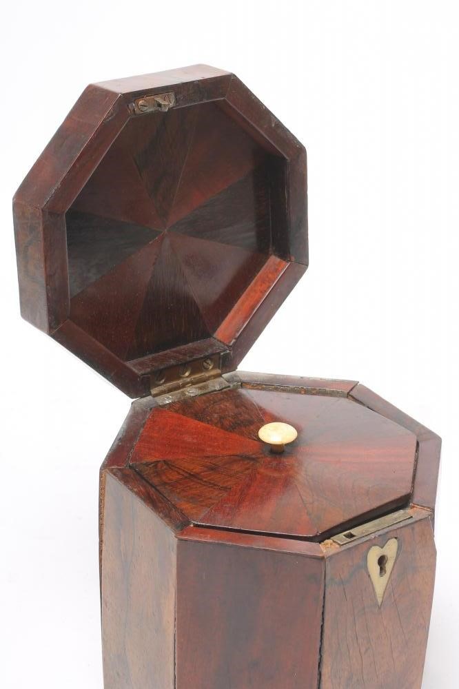 A GEORGIAN MAHOGANY AND ROSEWOOD TEA CADDY Image