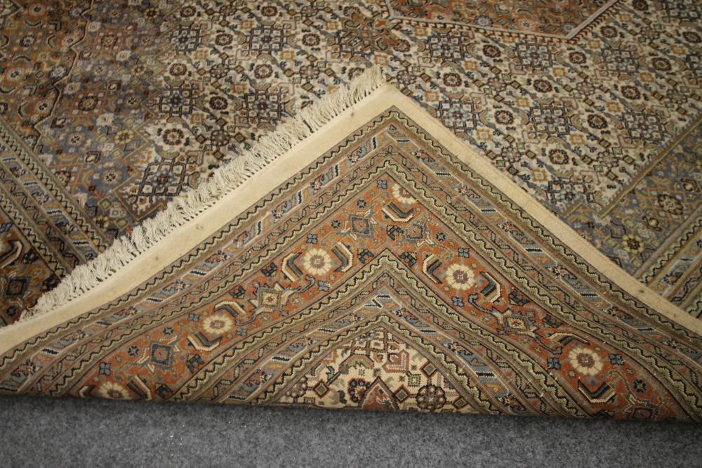 A PERSIAN STYLE CARPET Image
