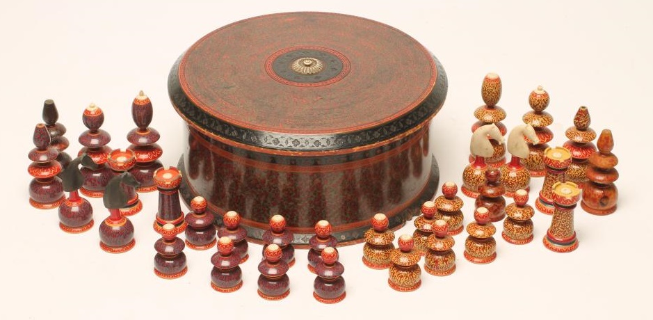 AN ISLAMIC MUSLIM WOOD CHESS SET Image
