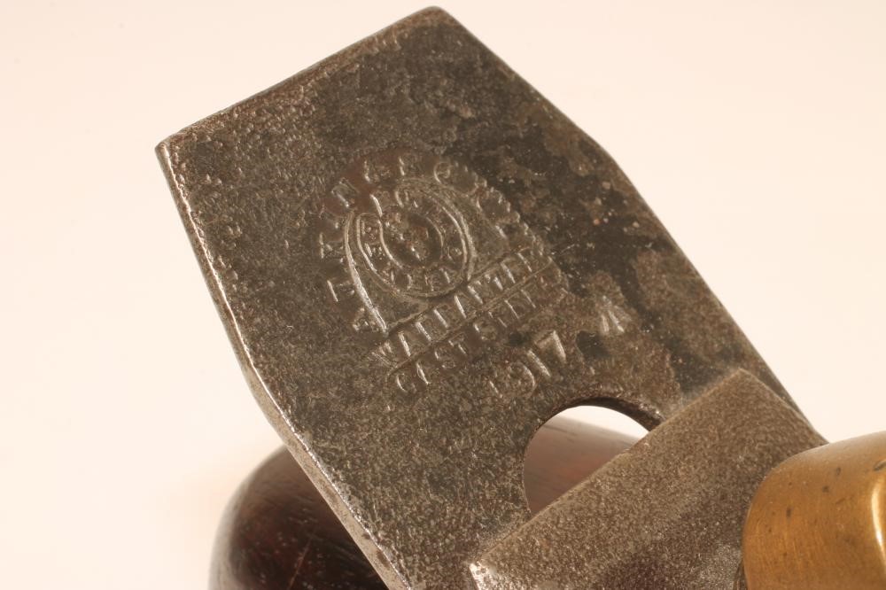 A STEWART SPIERS IRON AND ROSEWOOD CLASSIC SMOOTHING PLANE with brass clamp Image