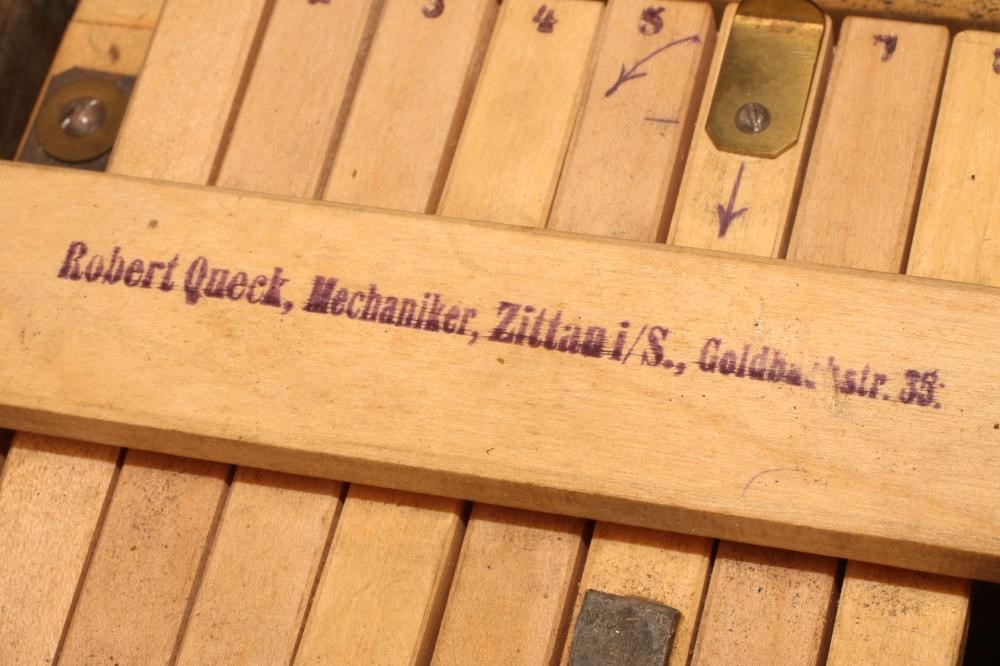 AN EARLY 20TH CENTURY "CANARY ORGAN" Image