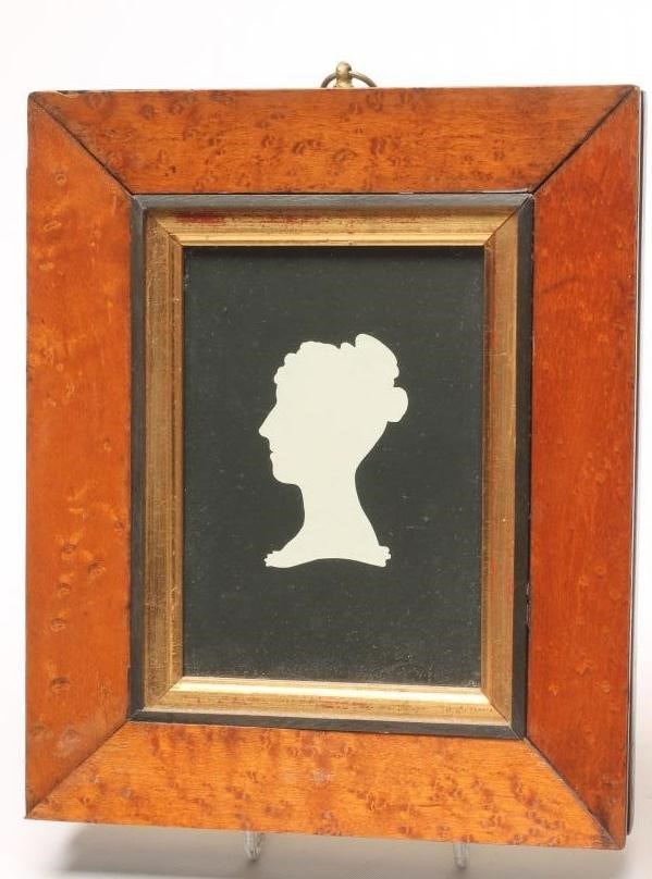 A VICTORIAN SILHOUETTE BUST PORTRAIT OF A LADY Image